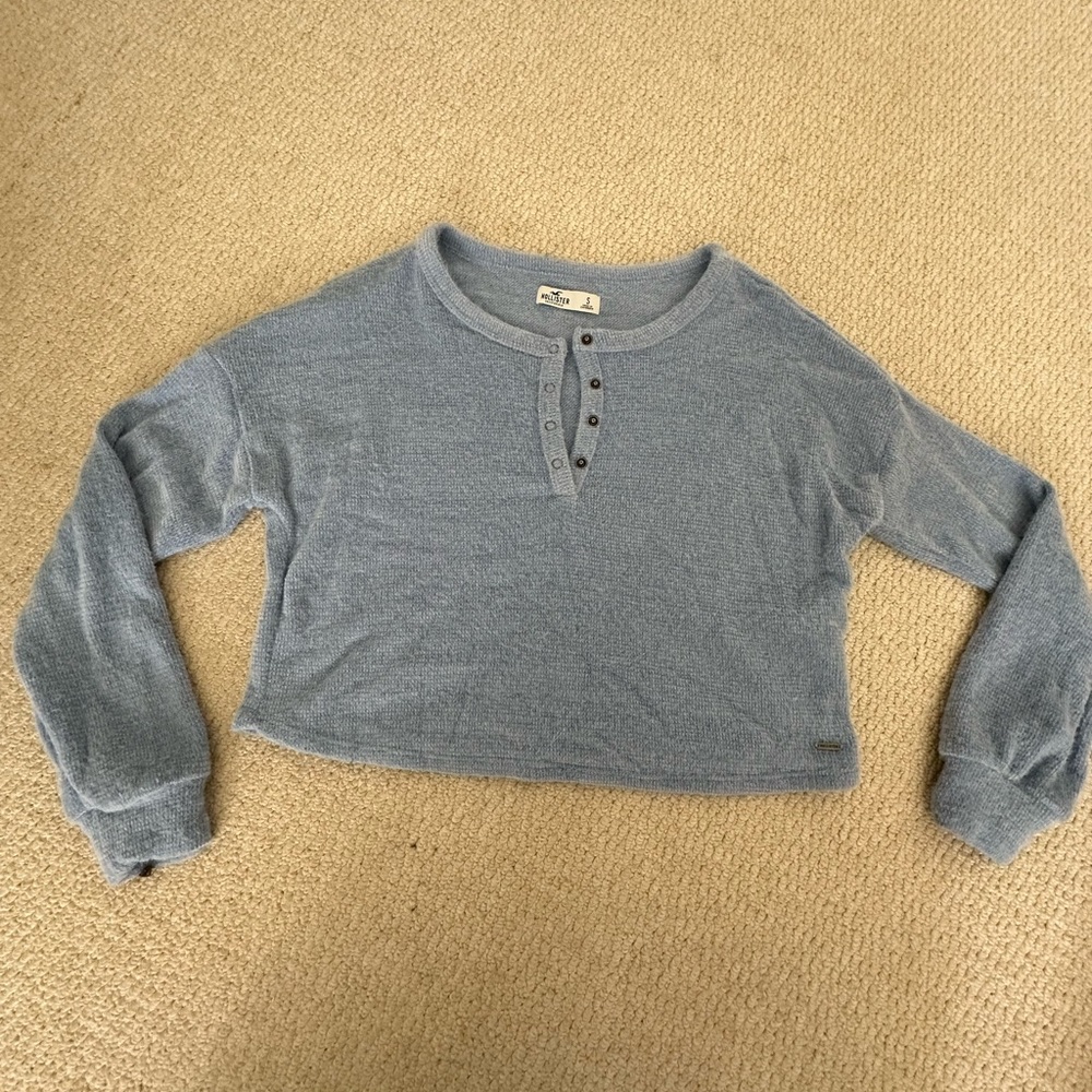 hollister cropped sweater top